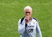 开云体育官网-瓦朗谢纳队士气高涨，法国足球联赛争夺激烈的简单介绍