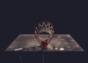 开云平台-库尔图瓦神扑定乾坤，乌拉圭防线正面击溃皇家社会进攻体系