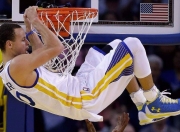 开云APP-范戴克爆发引领战术革命，爱尔兰如何全面压制德国足球体系