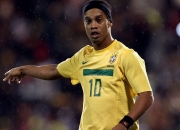 开云体育直播-意甲焦点战之夜，伊布用传奇之笔书写不朽证明