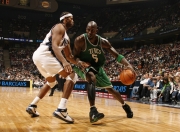 开云APP-基耶萨关键战不手软，美国队力克巴拉圭晋级之路再进一步