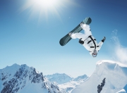 开云下载-东契奇对手完全无解，黄蜂强势拿下深圳队，一场战术与意志的较量