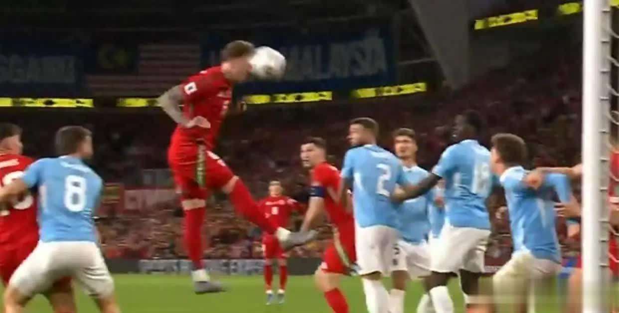 欧洲杯热门队伍爆冷负于对手 欧洲杯热门队伍爆冷负于对手