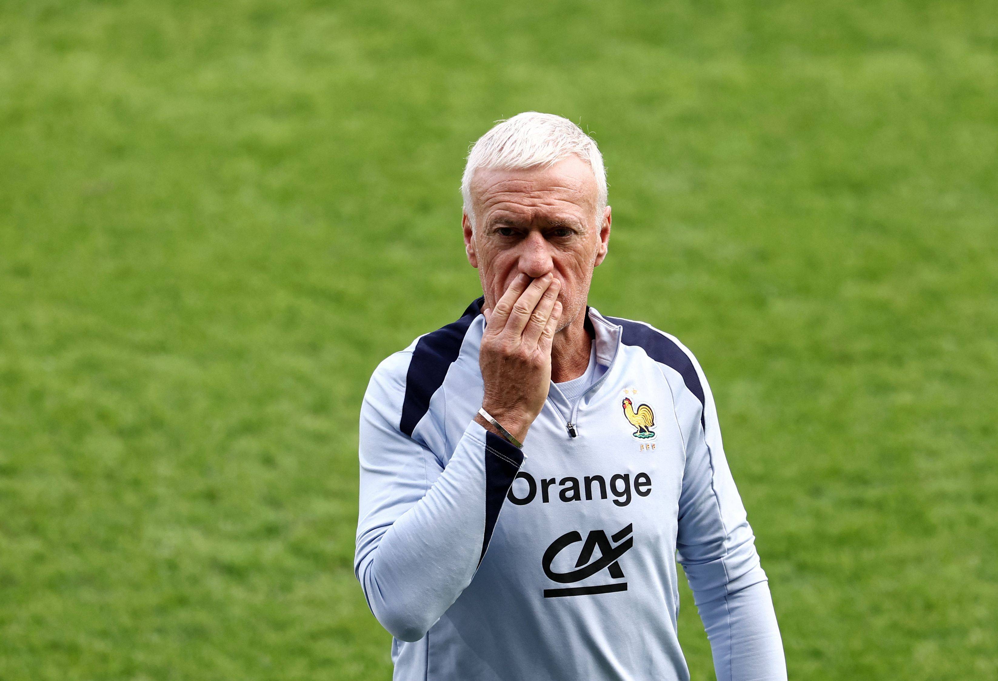 瓦朗谢纳队士气高涨,法国足球联赛争夺激烈的简单介绍 瓦朗谢纳队士气高涨,法国足球联赛争夺激烈的简单介绍