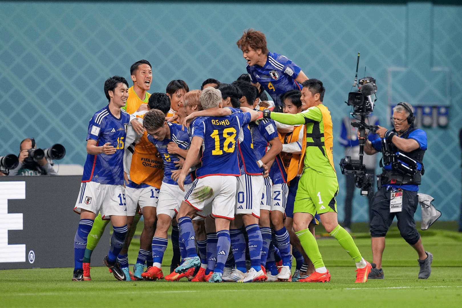 中国队逆转法国队，辛杜状态火热的简单介绍