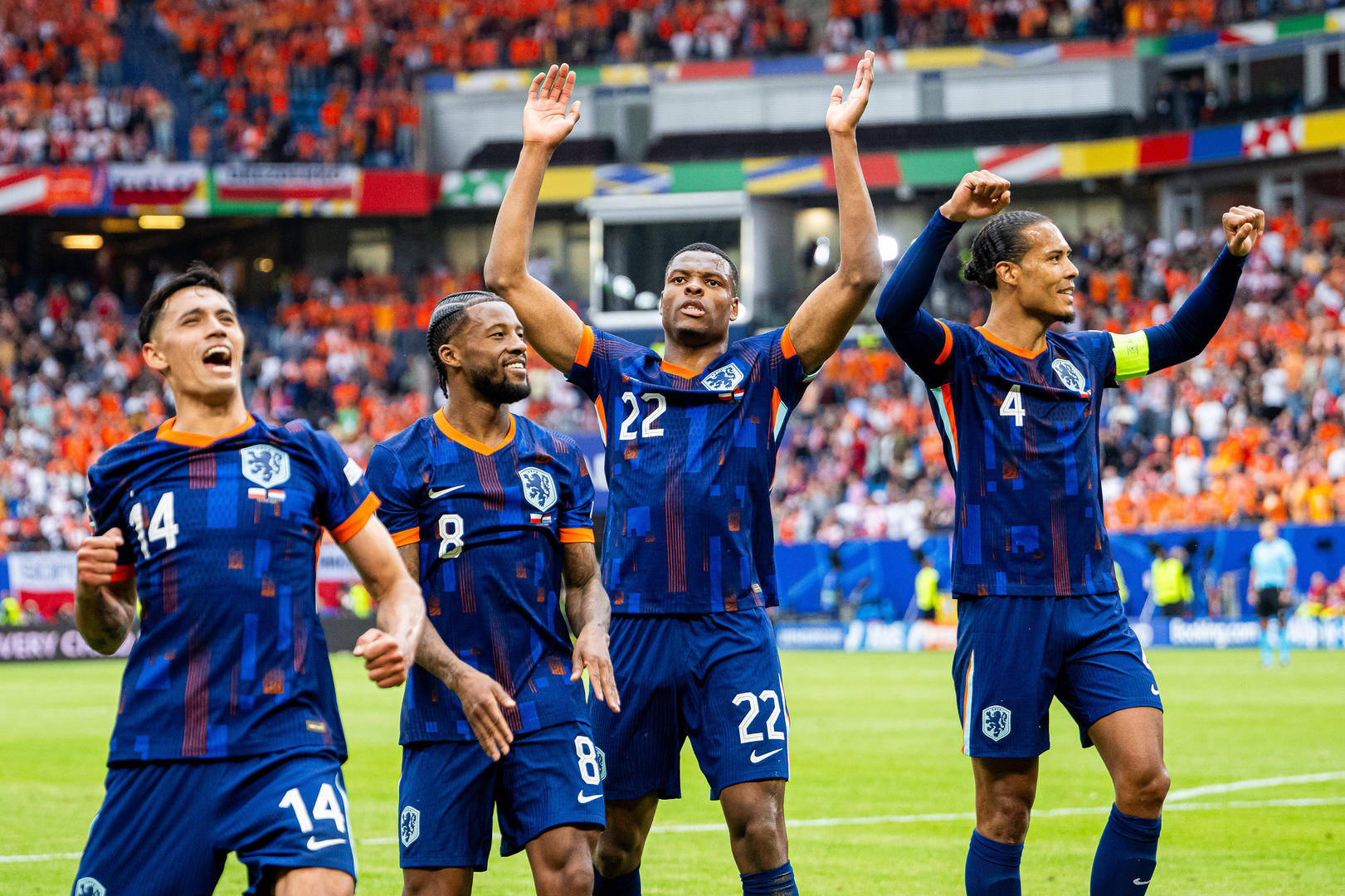 包含奥地利队力克波兰队,梁靖崑统治全场的词条 包含奥地利队力克波兰队,梁靖崑统治全场的词条