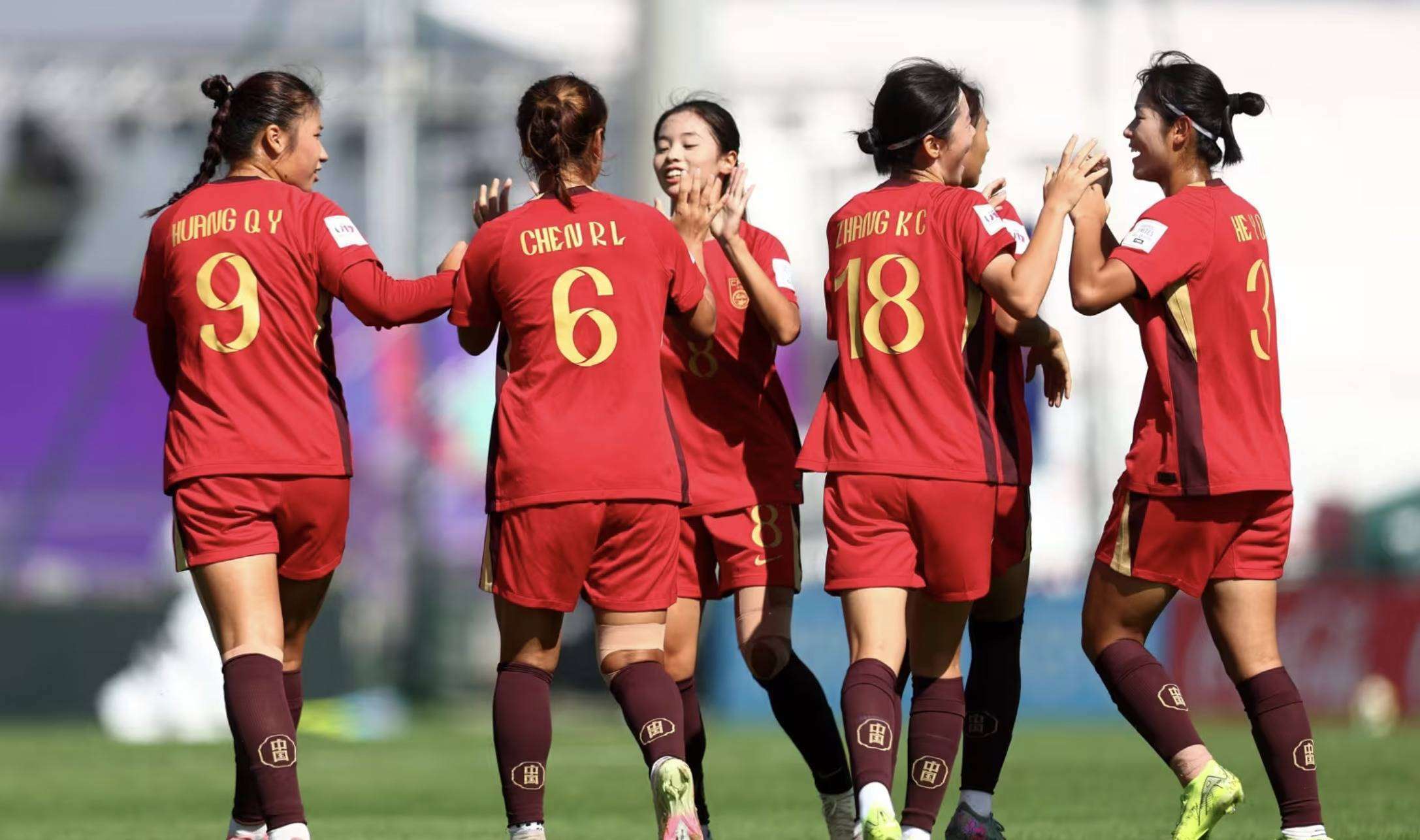 美国女足反击成功，取得胜利