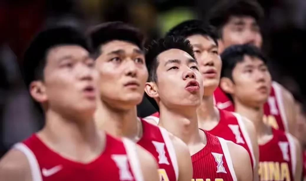 关于亚洲杯决赛：中国队击败澳大利亚获冠军的信息