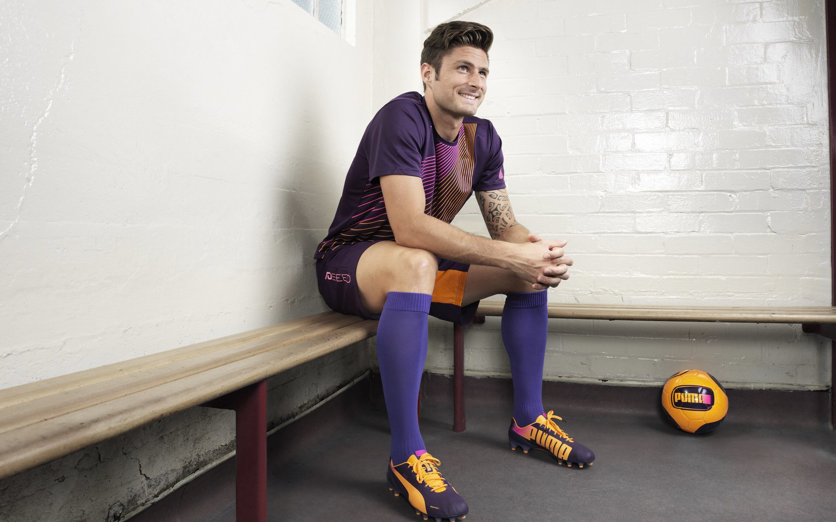 跨界传奇，从湖人掀翻广厦到乔治在英超争冠接管比赛—论唯一性的竞技魅力